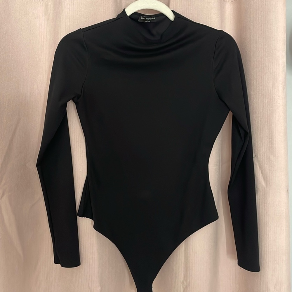 Kylie Jenner, naked wardrobe, bodysuit L